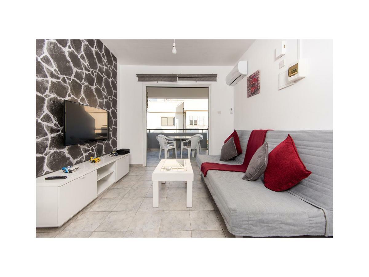 Holiday Apartment Larnaca Eksteriør billede