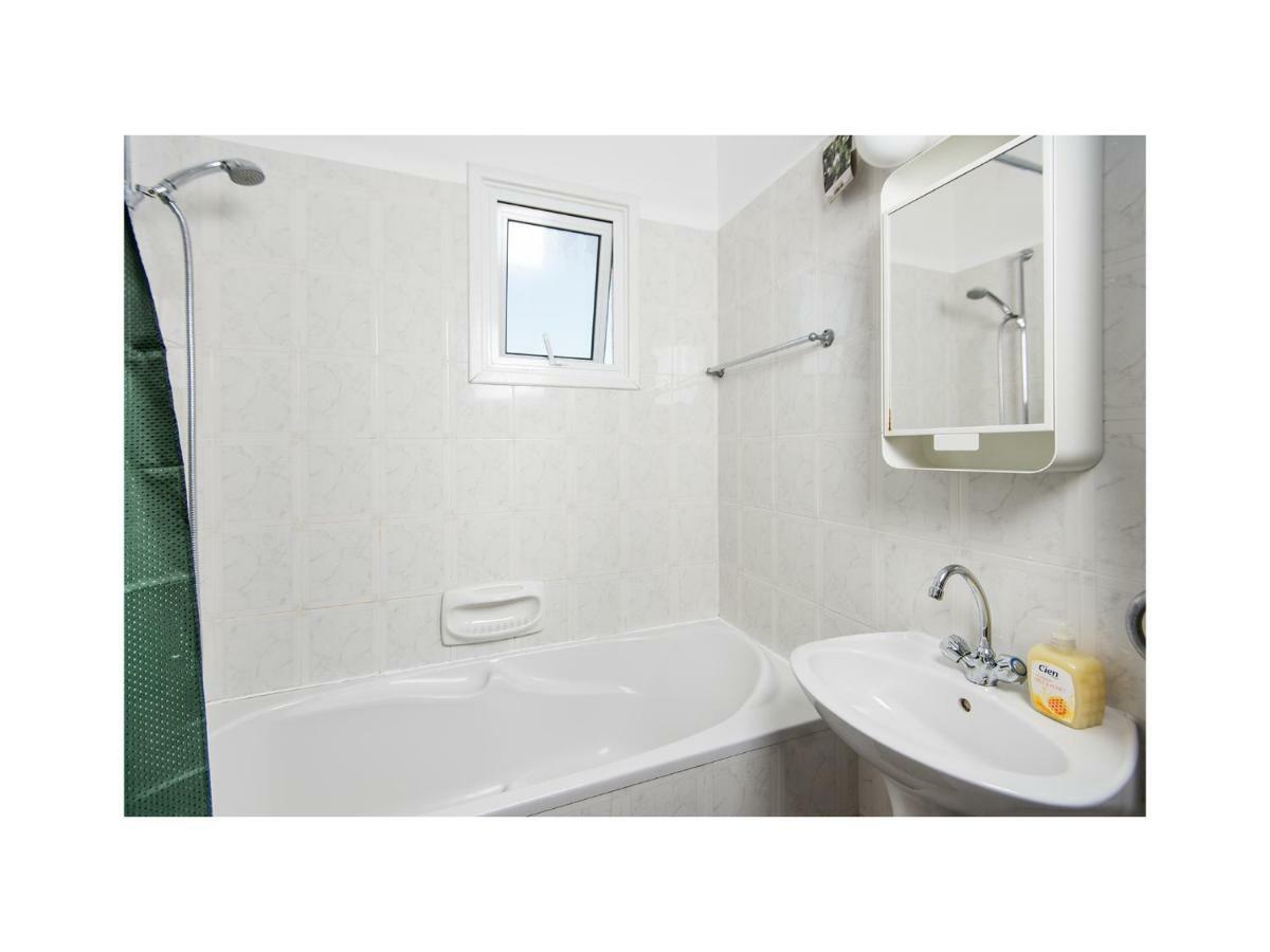 Holiday Apartment Larnaca Eksteriør billede