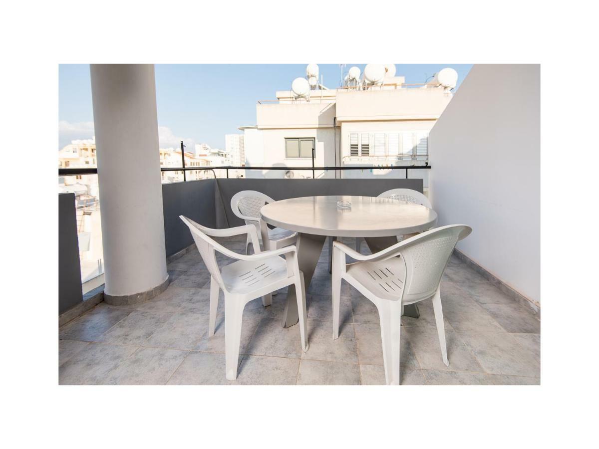 Holiday Apartment Larnaca Eksteriør billede