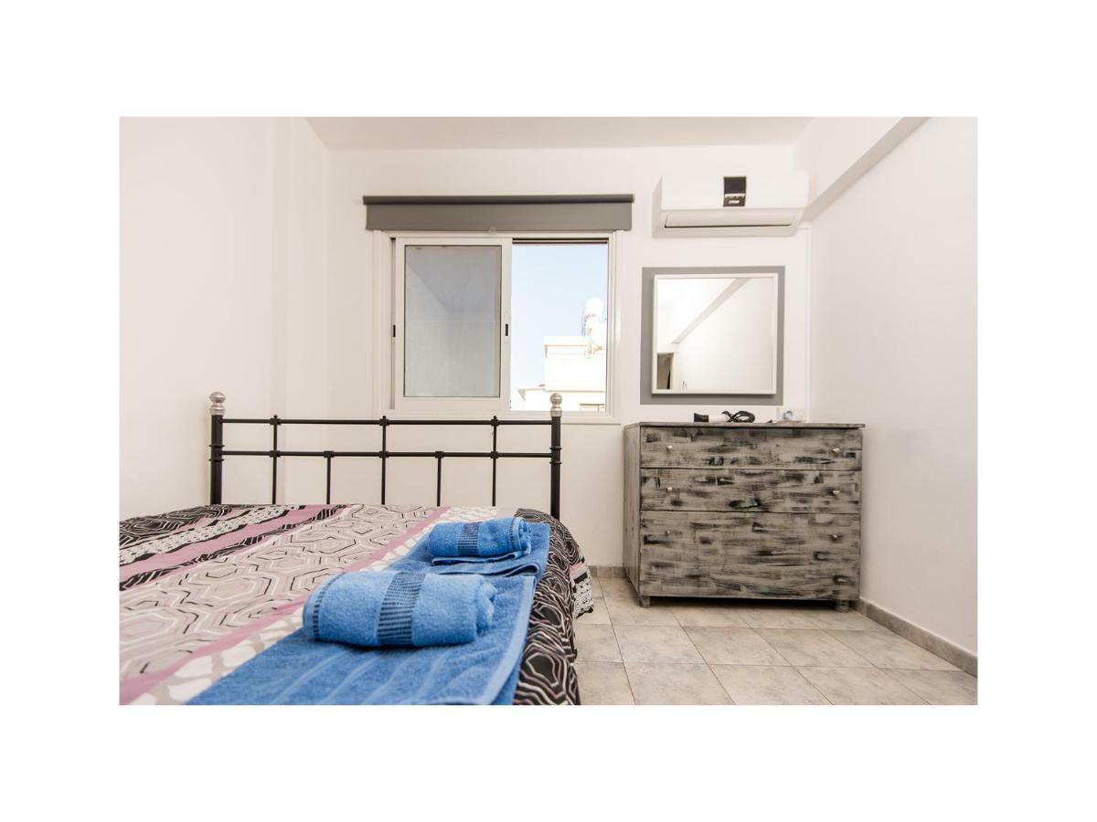 Holiday Apartment Larnaca Eksteriør billede